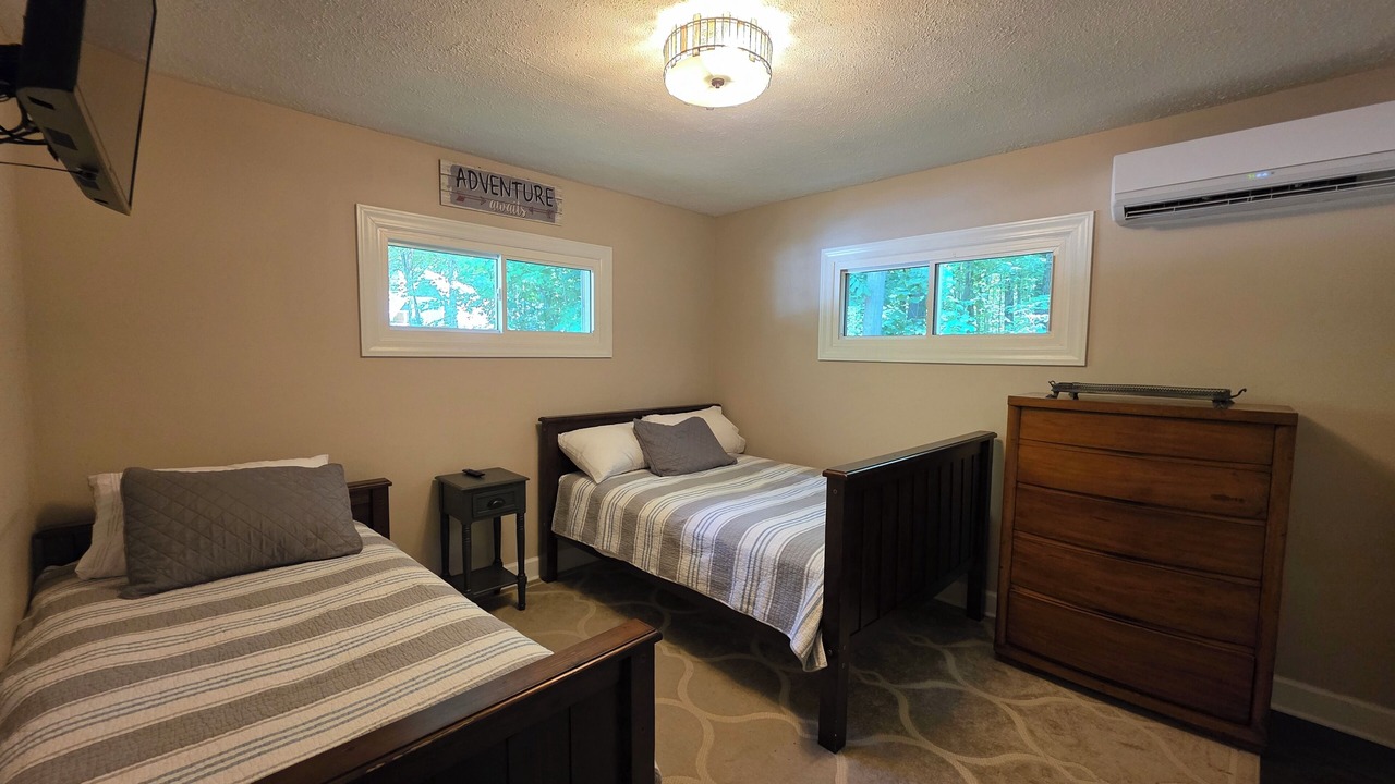 Photo of Bedroom in Conneaut Lakeshore