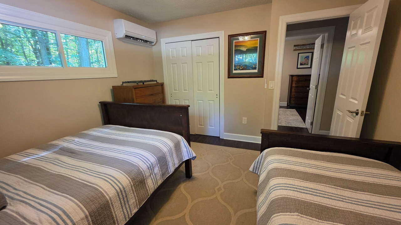 Photo of Bedroom in Conneaut Lakeshore