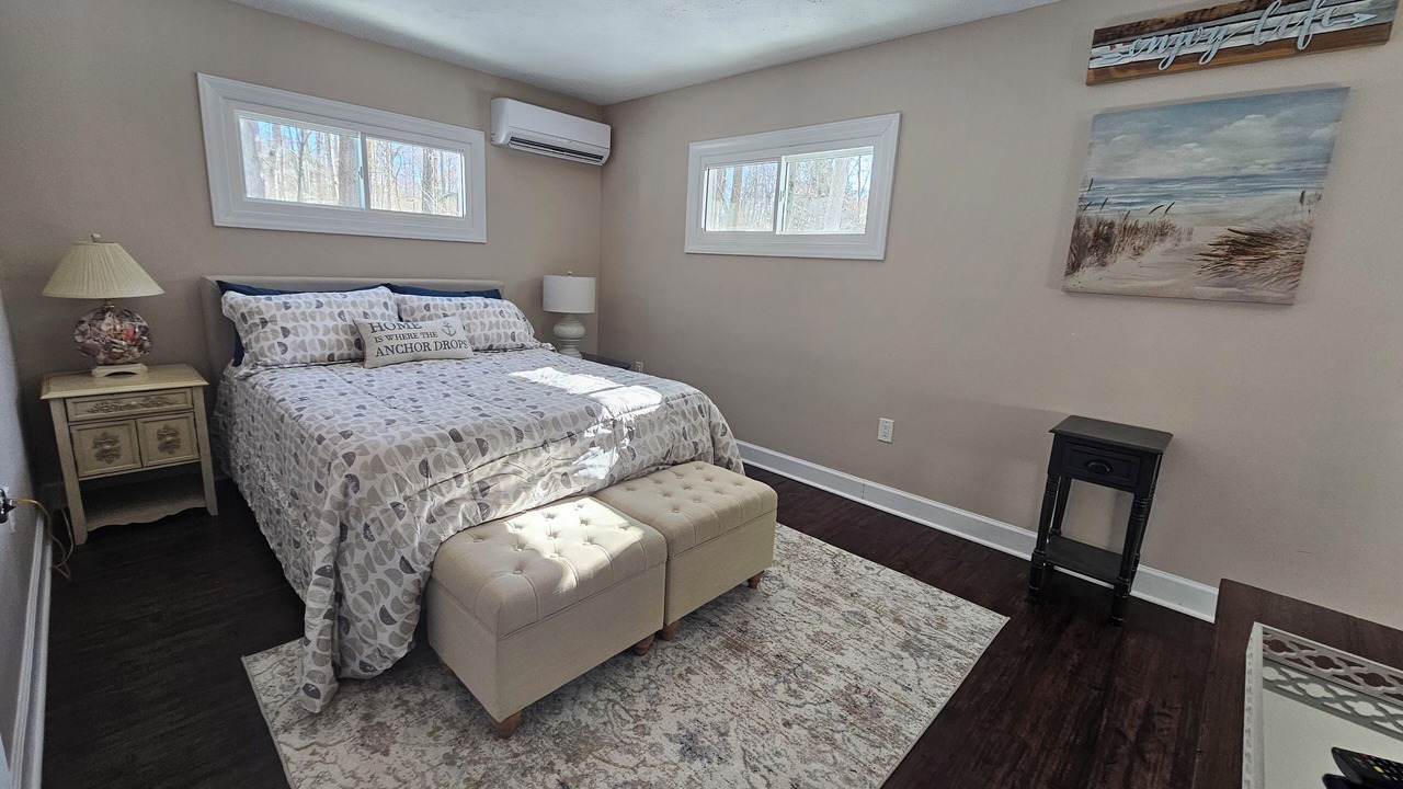 Photo of Bedroom in Conneaut Lakeshore