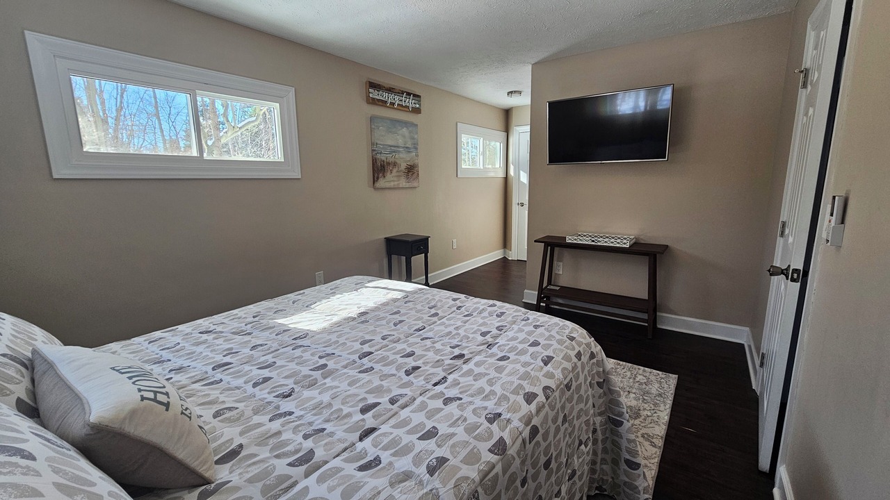 Photo of Bedroom in Conneaut Lakeshore