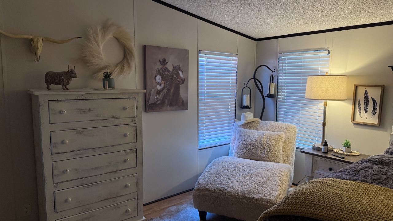 Photo of Bedroom in Bethany