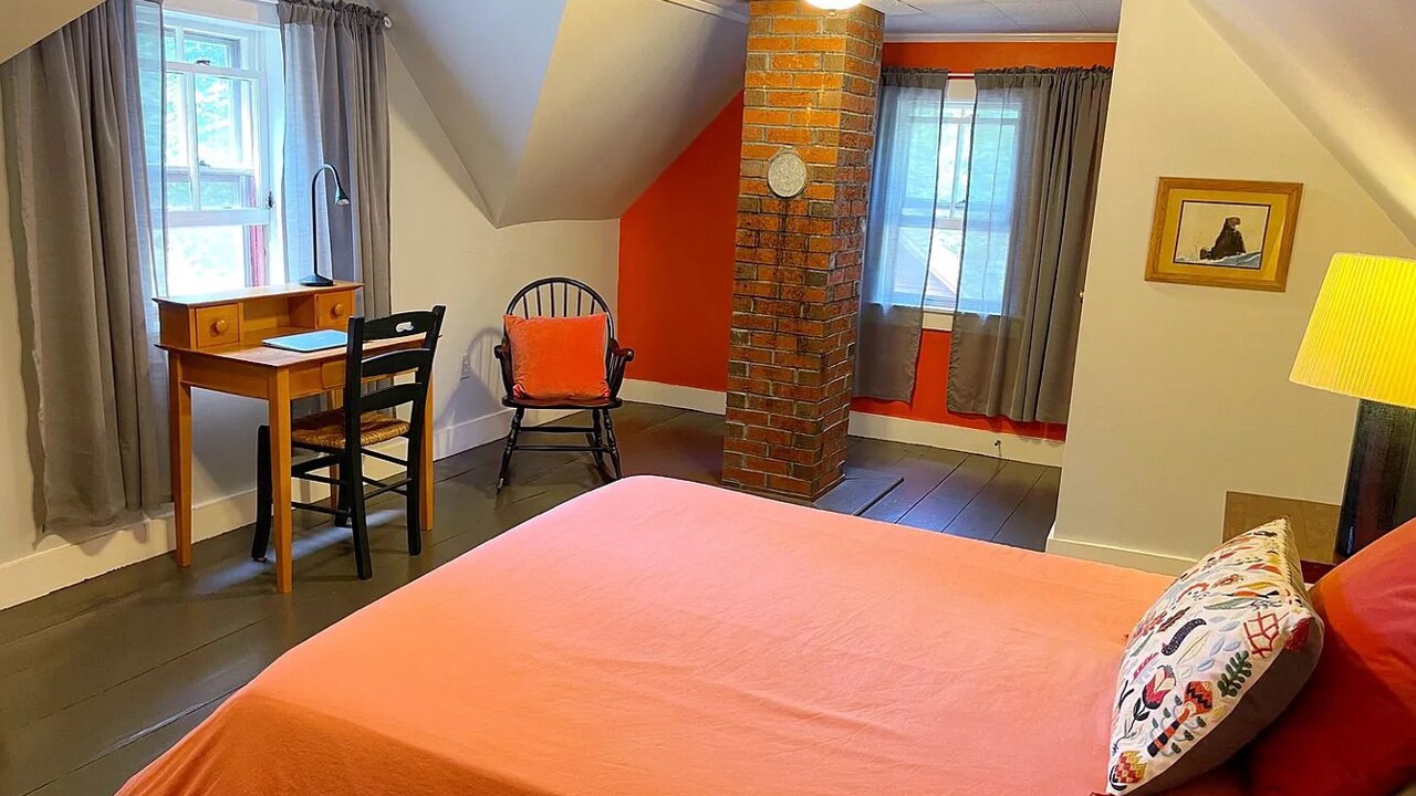 Photo of Bedroom in Brooksville
