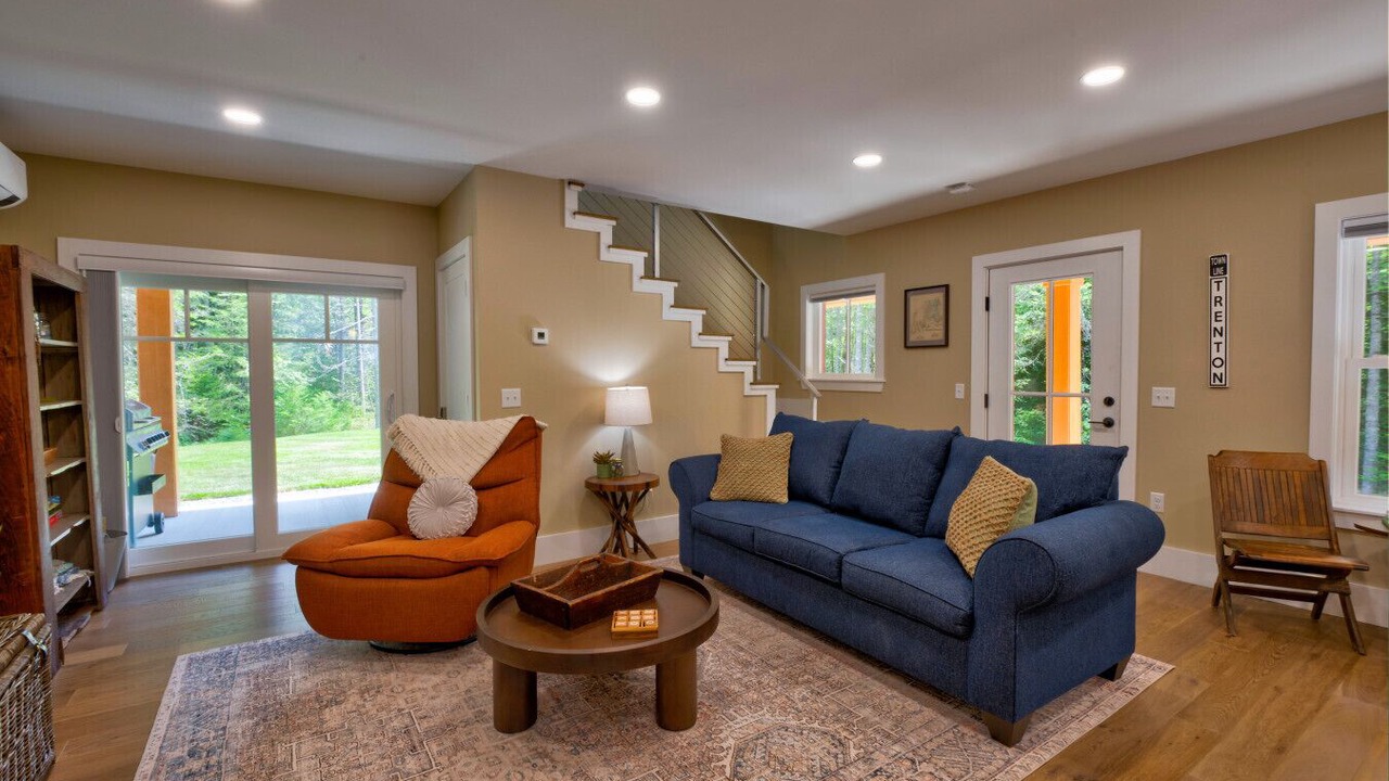 Photo of Livingroom in Trenton