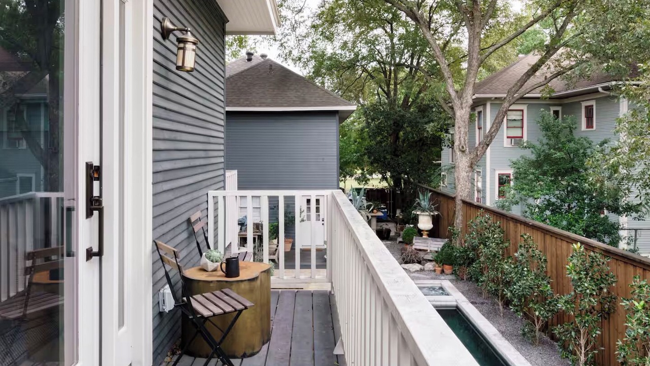 Photo of Patio Balcony in Oak Cliff