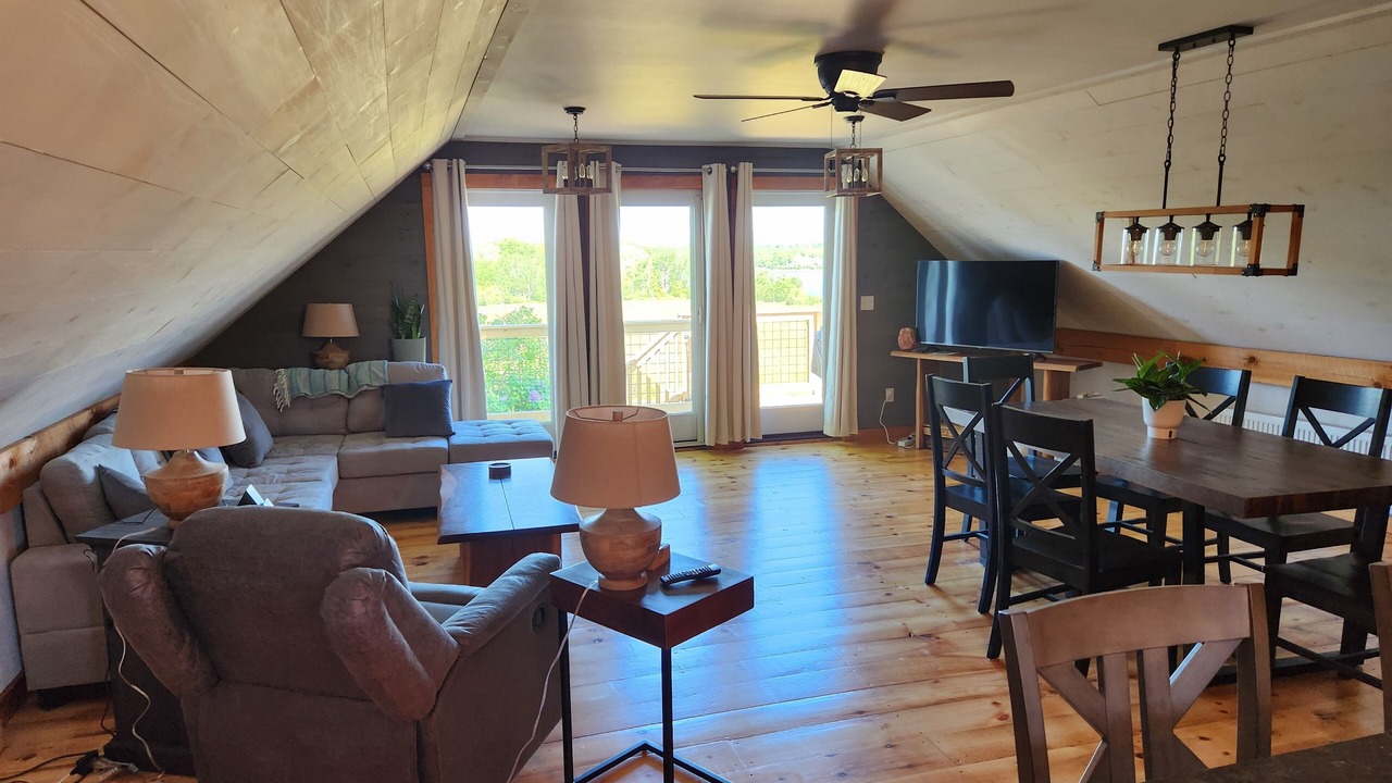 Photo of Bedroom in Brooksville