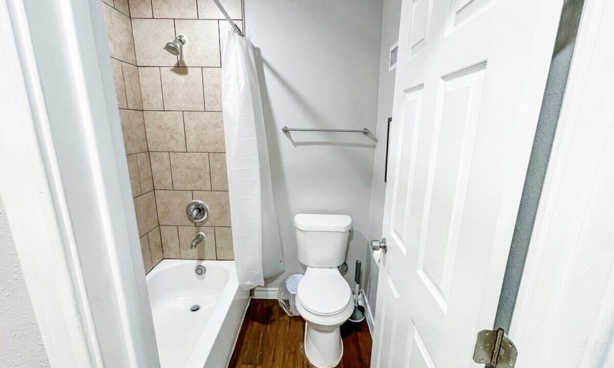 Photo of Bathroom in Central City
