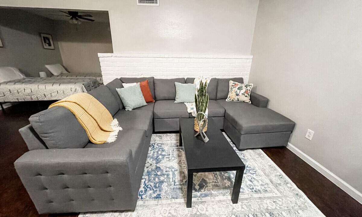 Photo of Bedroom in Central City