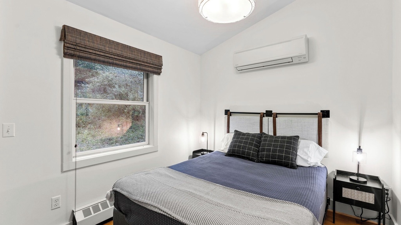 Photo of Bedroom in Ellicottville