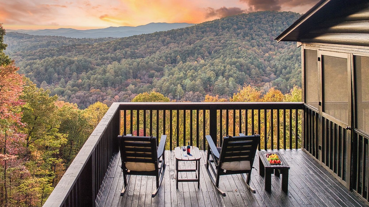 Photo of Outdoor in Cherry Log