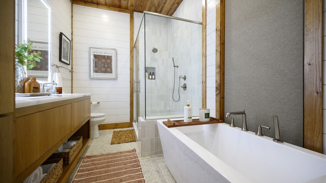 Photo of Bathroom in Broken Bow