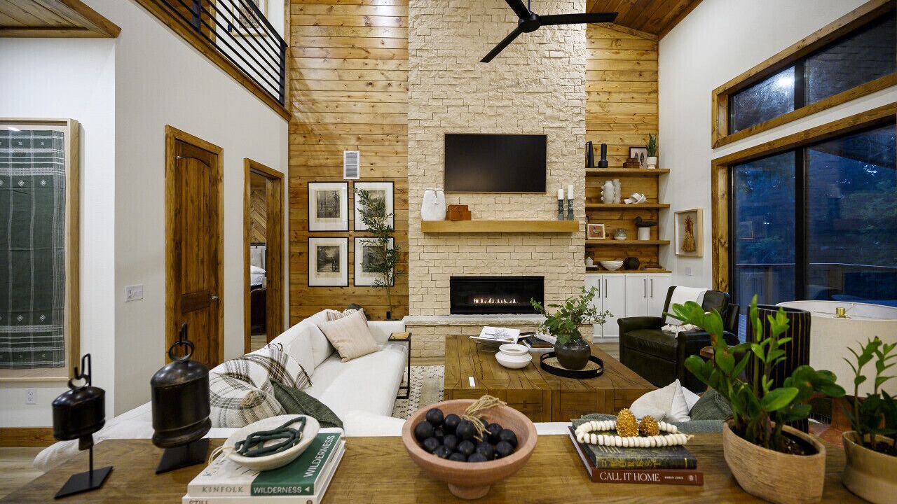 Photo of Livingroom in Broken Bow