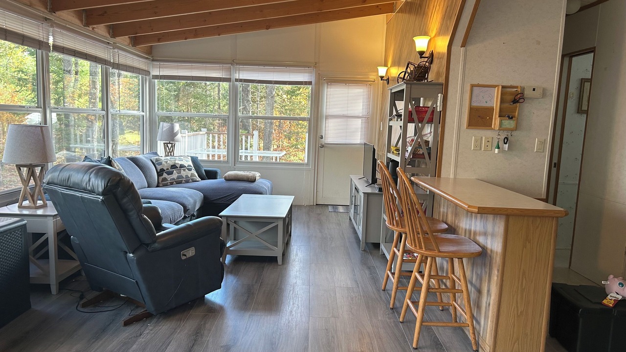 Photo of Livingroom in South Casco