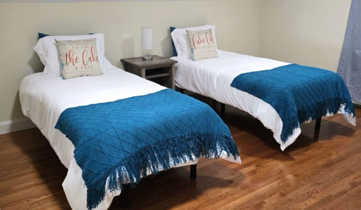 Photo of Bedroom in Ellsworth