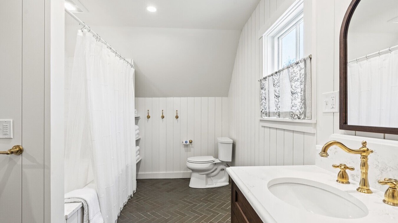 Photo of Bathroom in Bayville