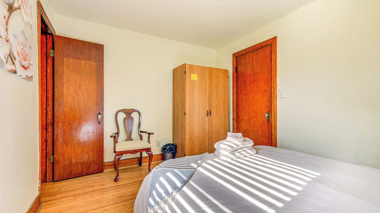 Photo of Bedroom in Cheektowaga