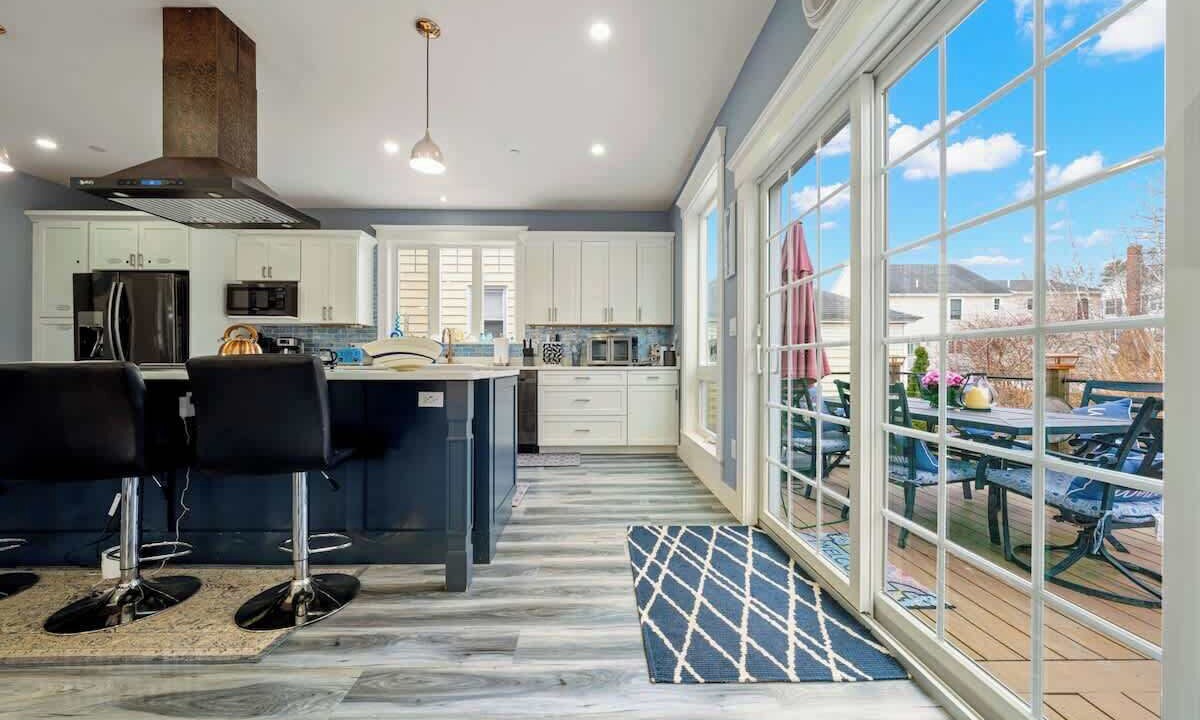 Photo of Livingroom in North Deering