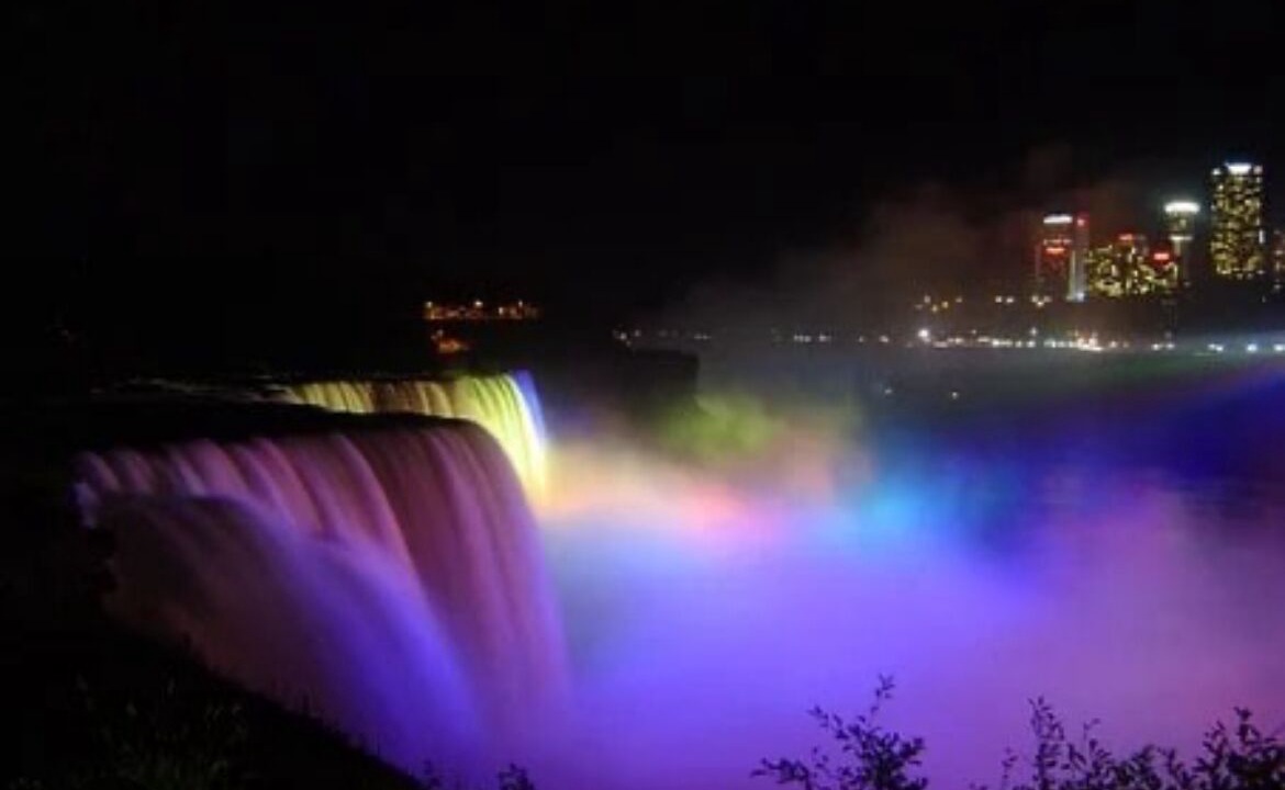 Photo of Others in Niagara Falls