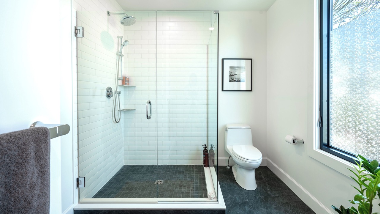 Photo of Bathroom in East End