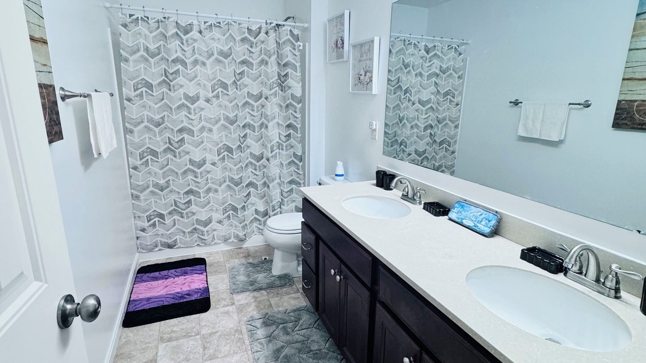 Photo of Bathroom in Canal Winchester
