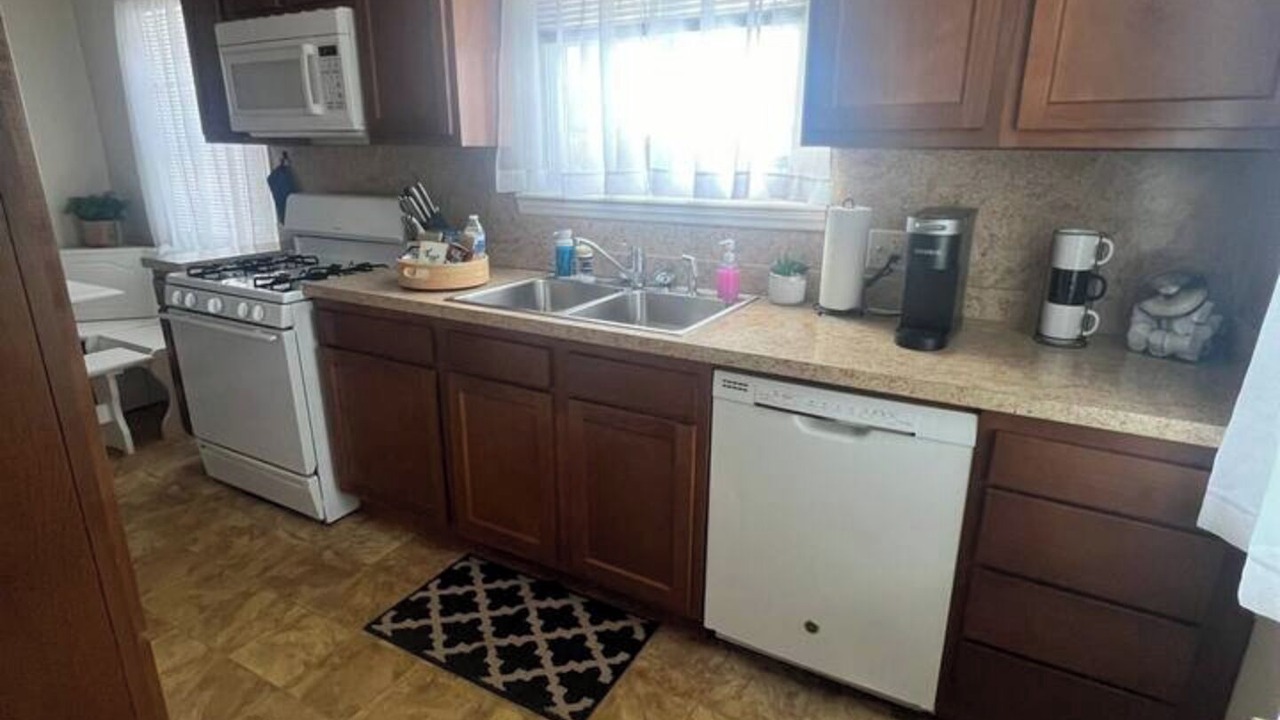 Photo of Kitchen in Warren