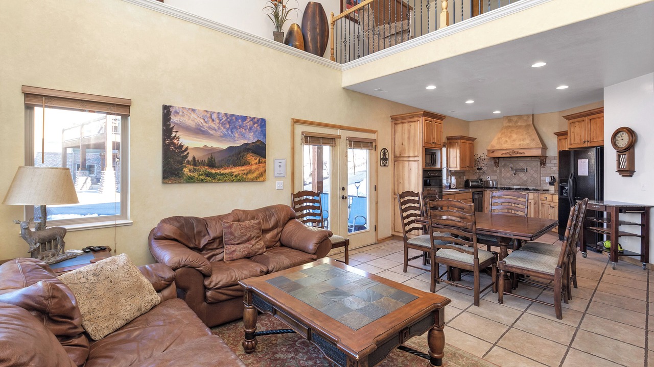 Photo of Livingroom in Eden