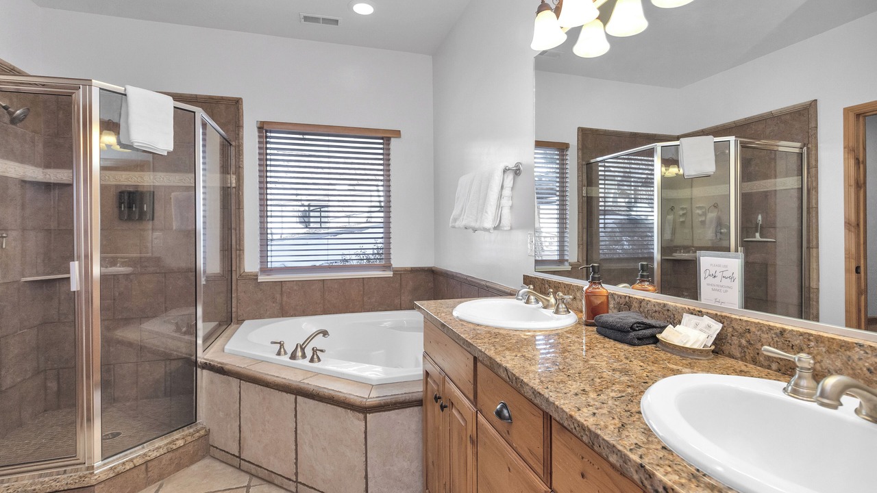 Photo of Bathroom in Eden