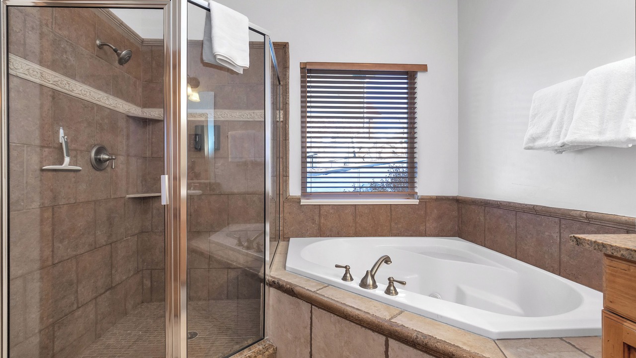 Photo of Bathroom in Eden