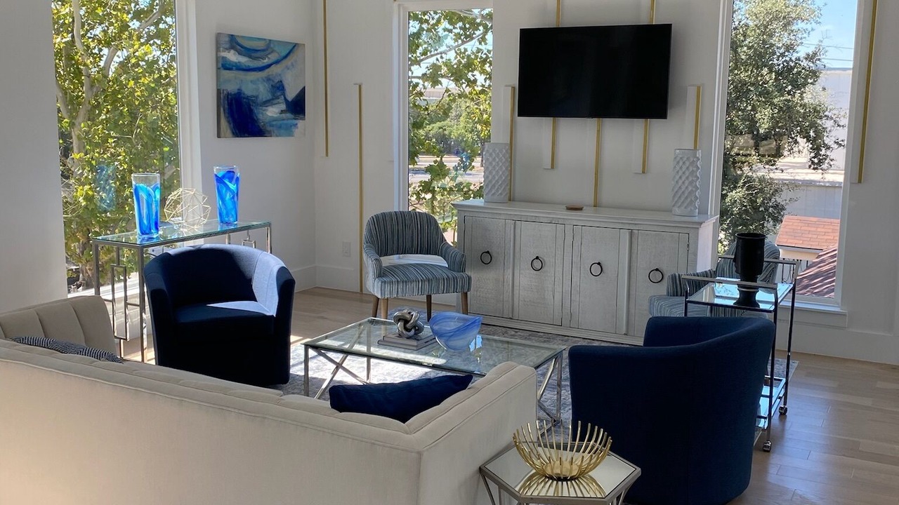 Photo of Livingroom in Bluffview