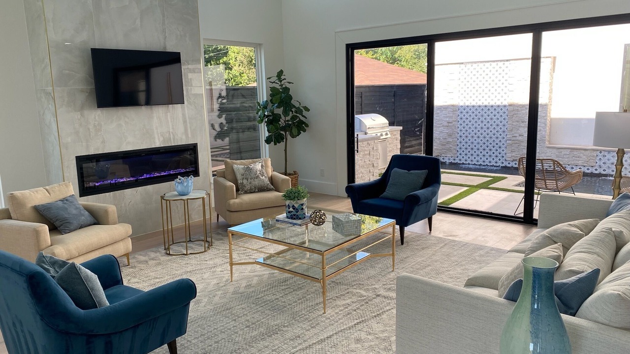 Photo of Livingroom in Bluffview