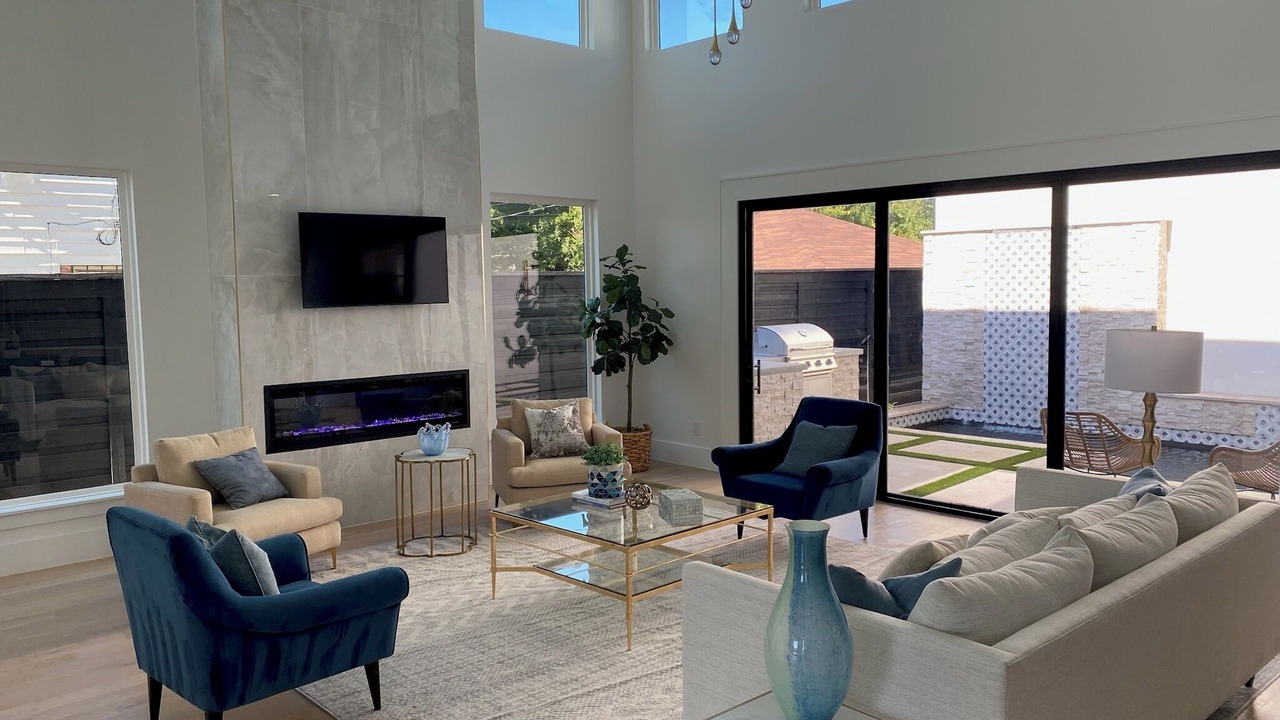 Photo of Livingroom in Bluffview