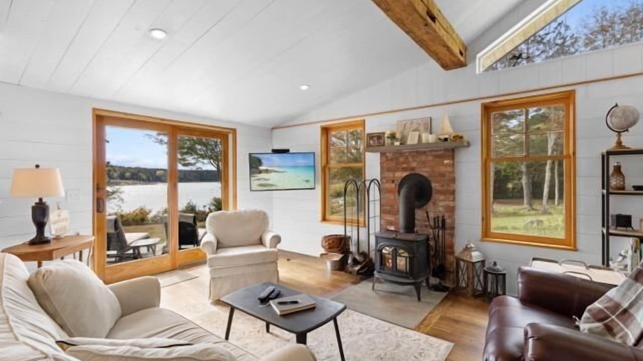 Photo of Livingroom in Pleasant Point