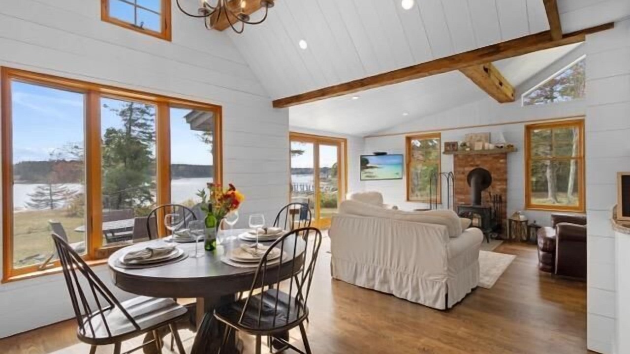 Photo of Livingroom in Pleasant Point