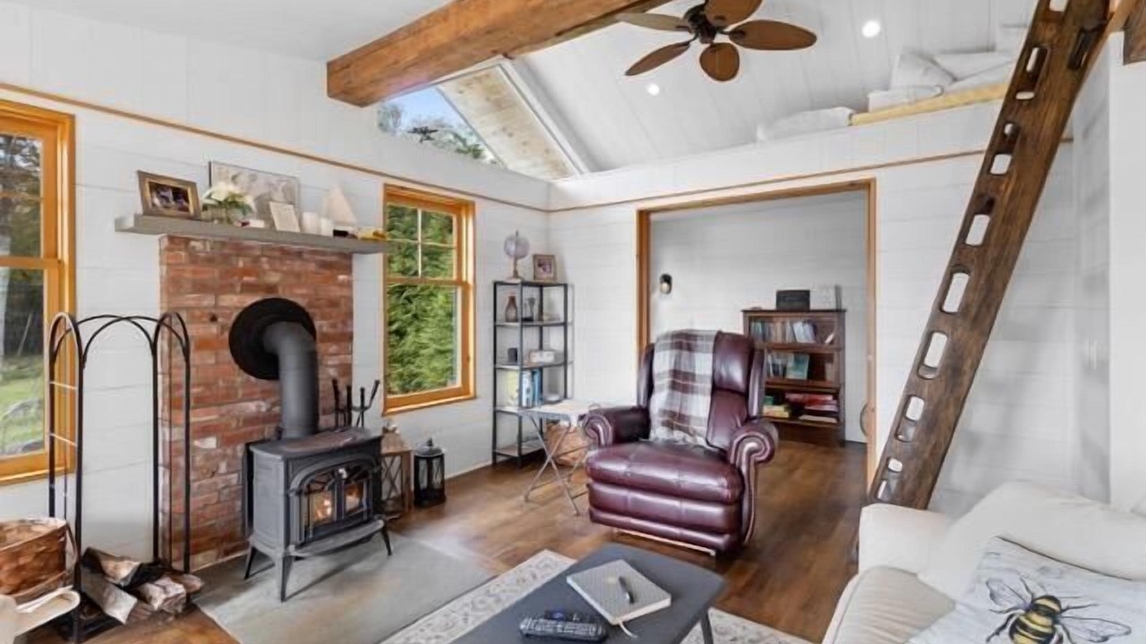 Photo of Livingroom in Pleasant Point