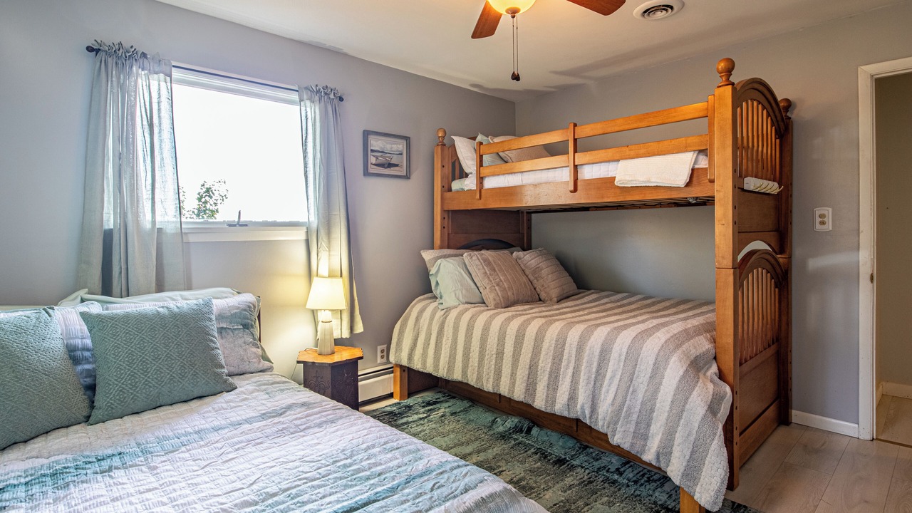 Photo of Bedroom in Lake City
