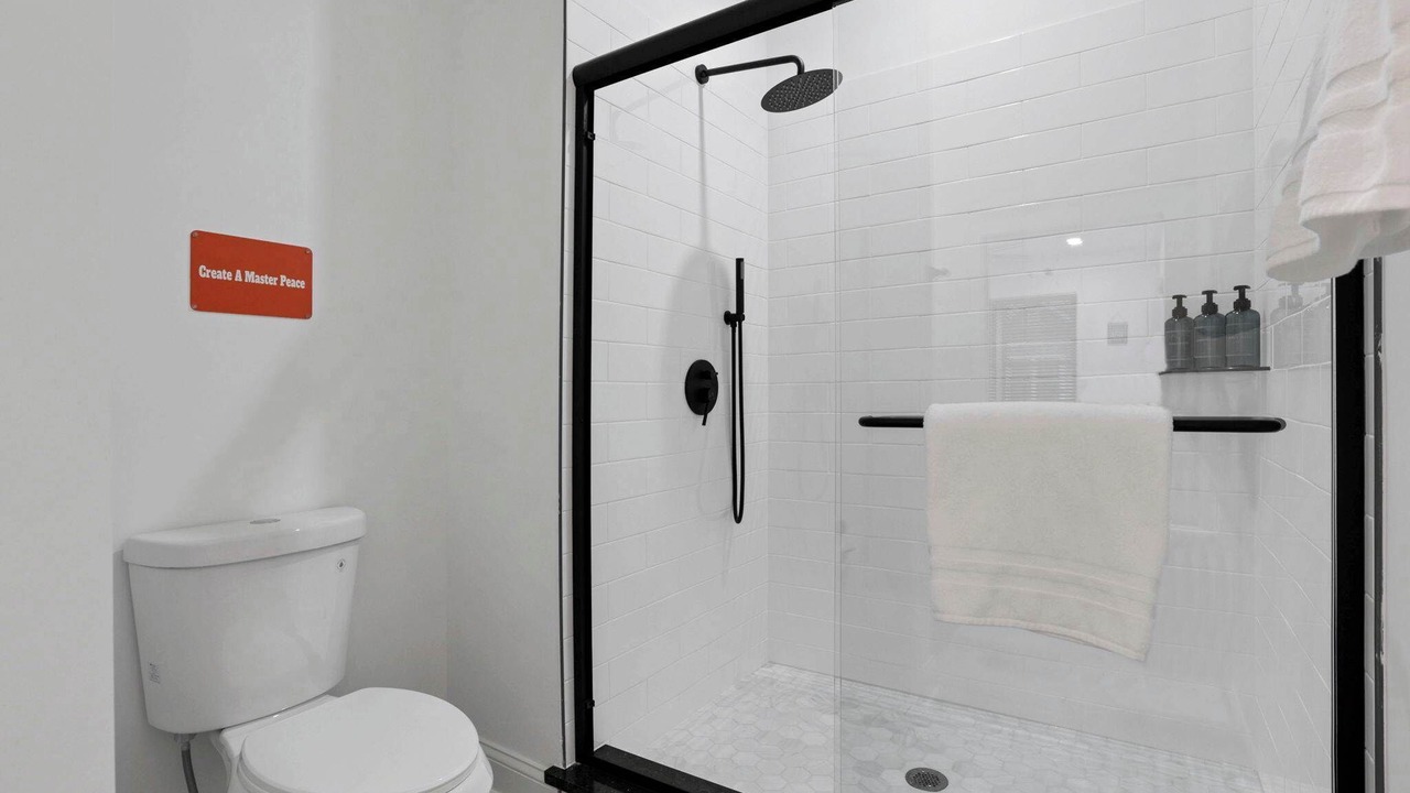 Photo of Bathroom in Buckeye Lake