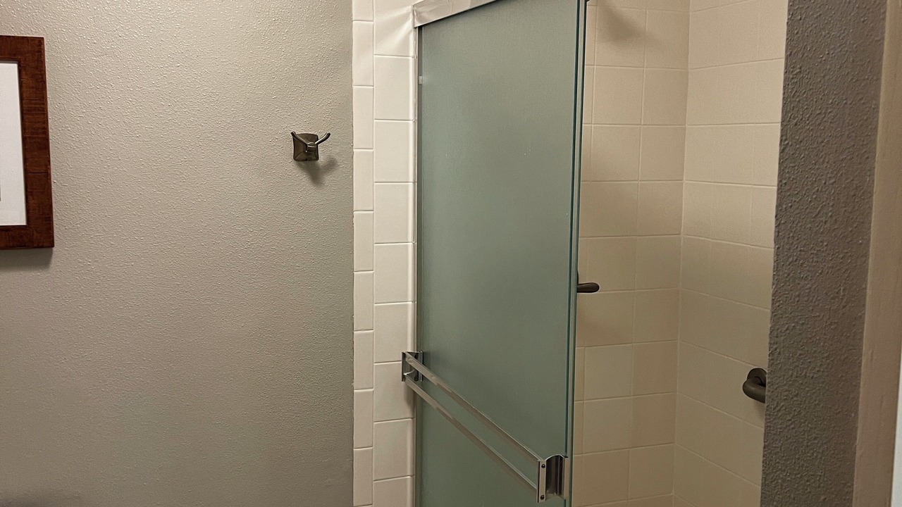 Photo of Bathroom in Kahana