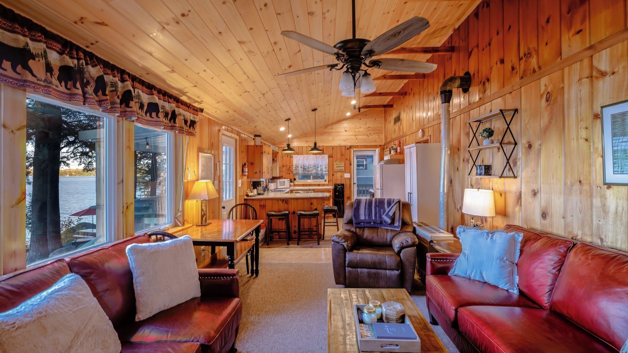 Photo of Livingroom in Otis