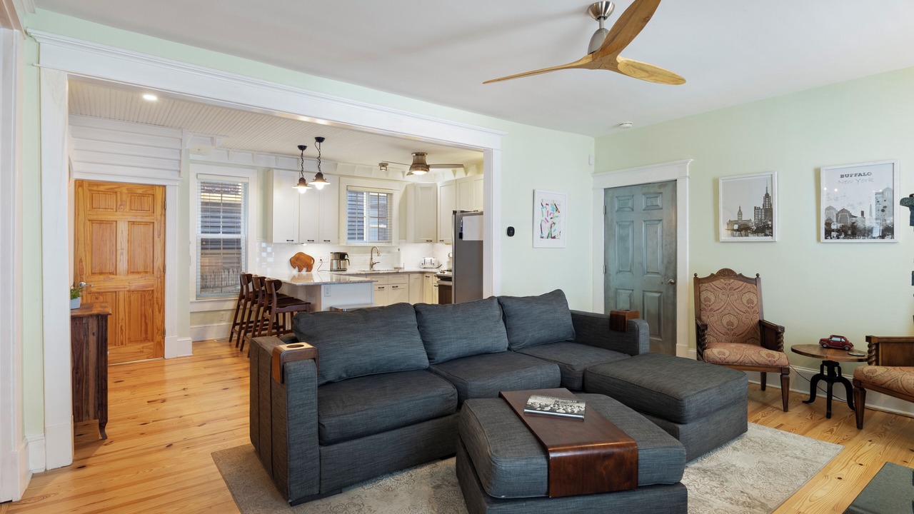 Photo of Livingroom in Buffalo