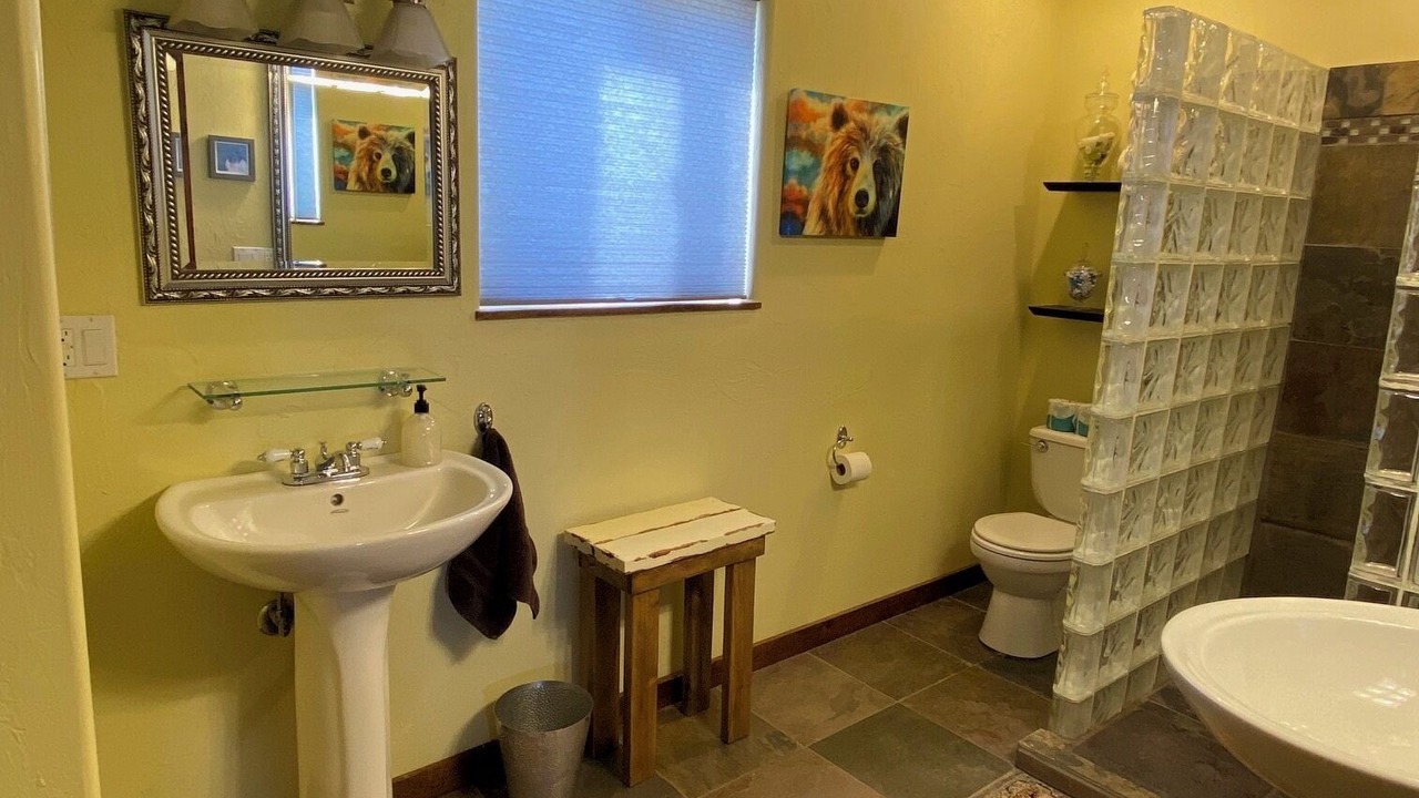 Photo of Bathroom in Bicknell