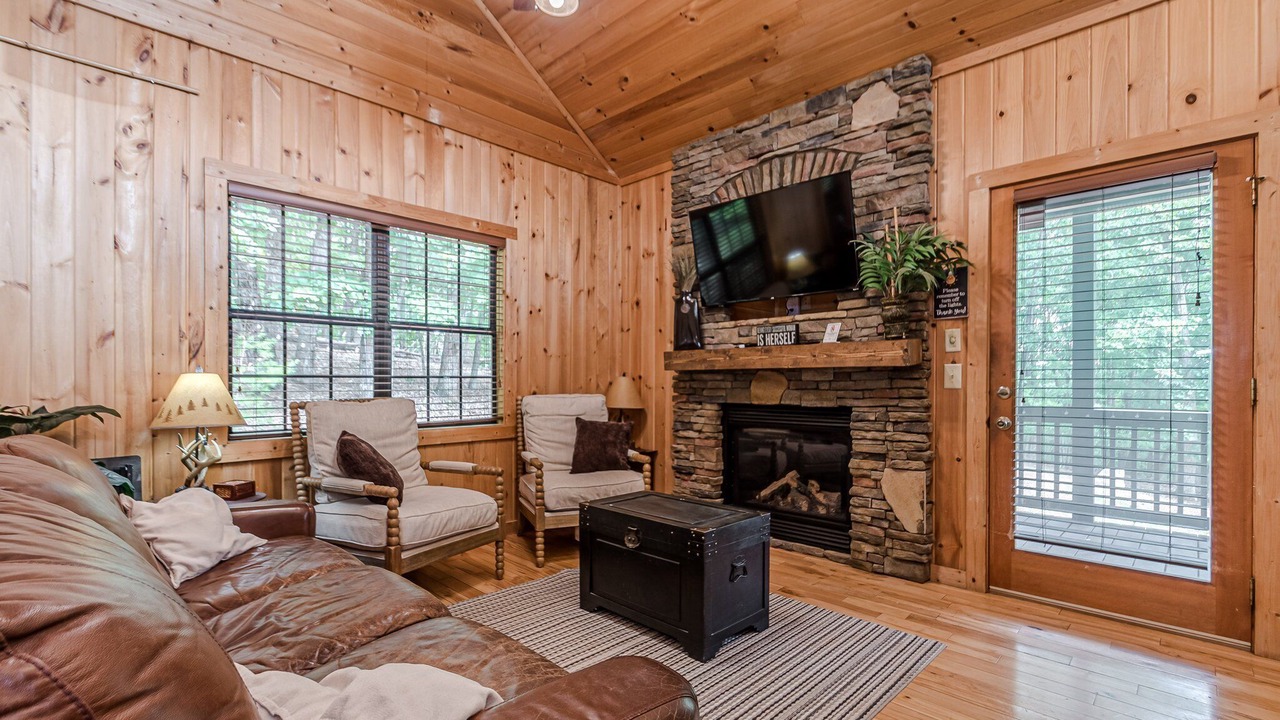 Photo of Livingroom in Cleveland