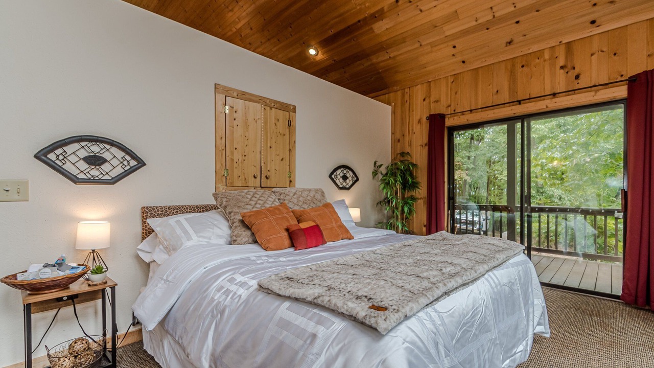 Photo of Bedroom in Cleveland