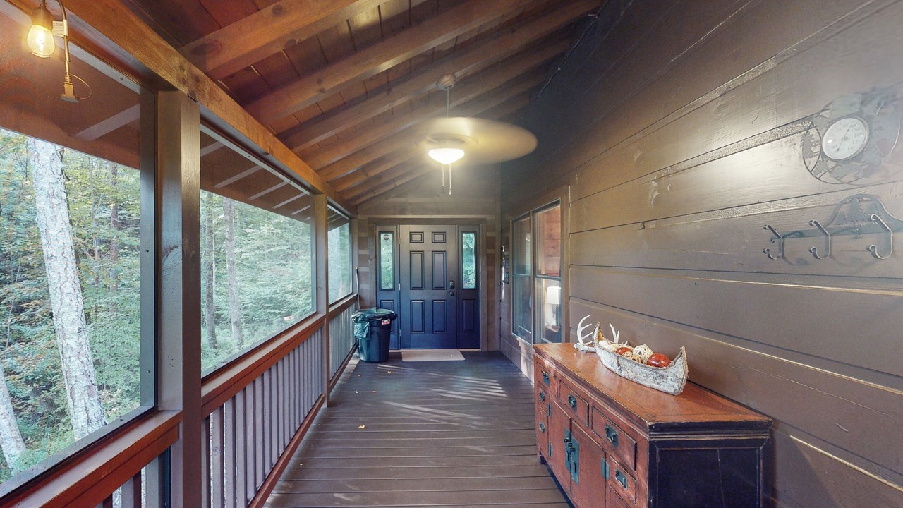 Photo of Others in Hiawassee