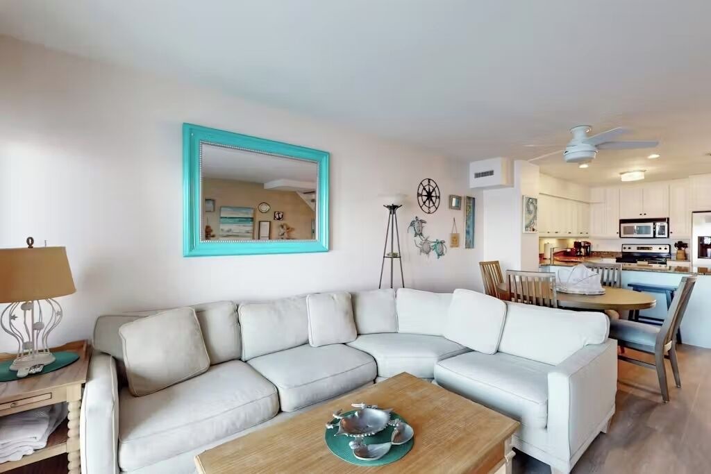 Photo of Livingroom in Fenwick Landing