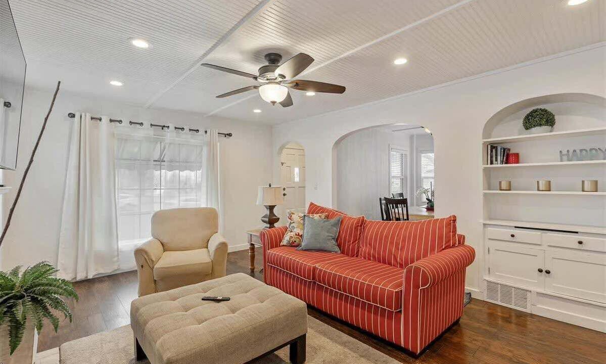 Photo of Livingroom in Provo
