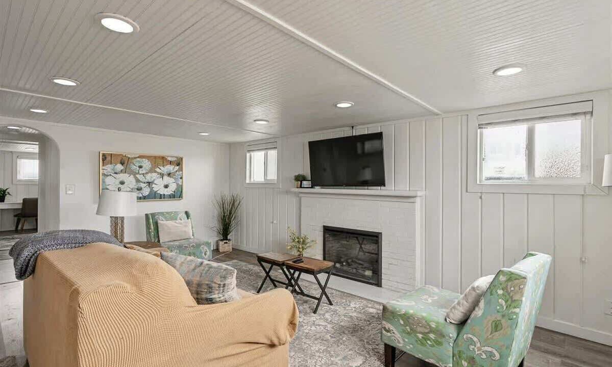 Photo of Livingroom in Provo