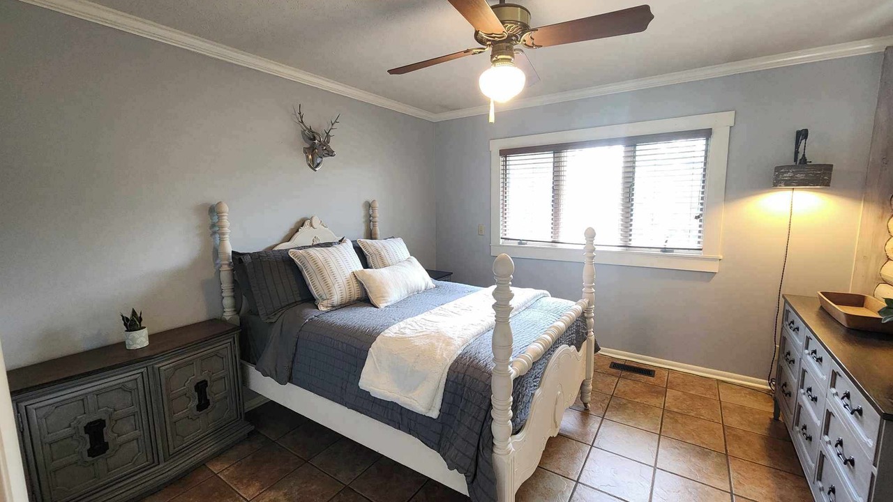 Photo of Bedroom in Hendersonville