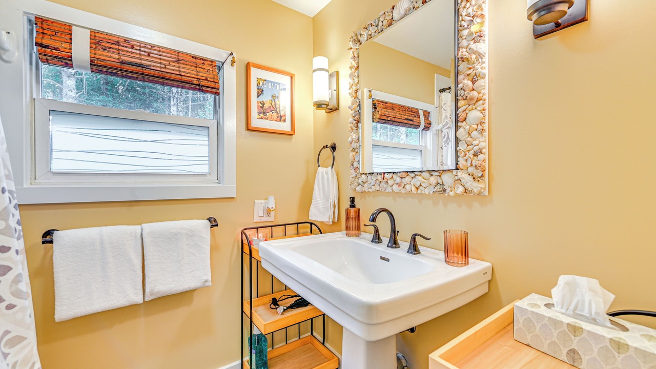 Photo of Bathroom in Gloversville
