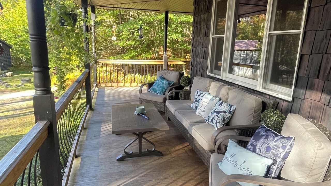 Photo of Patio Balcony in Town of Webb