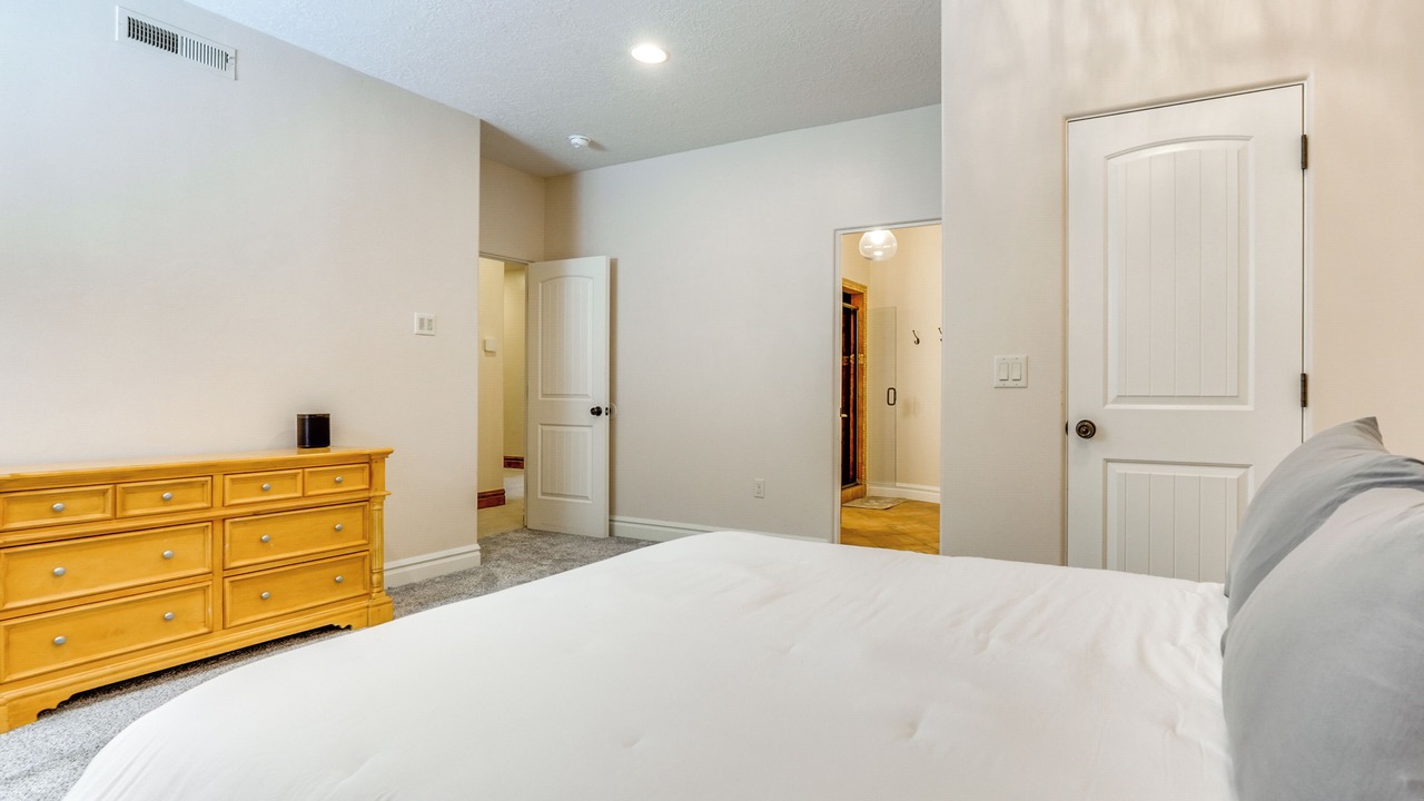 Photo of Bedroom in Green Springs