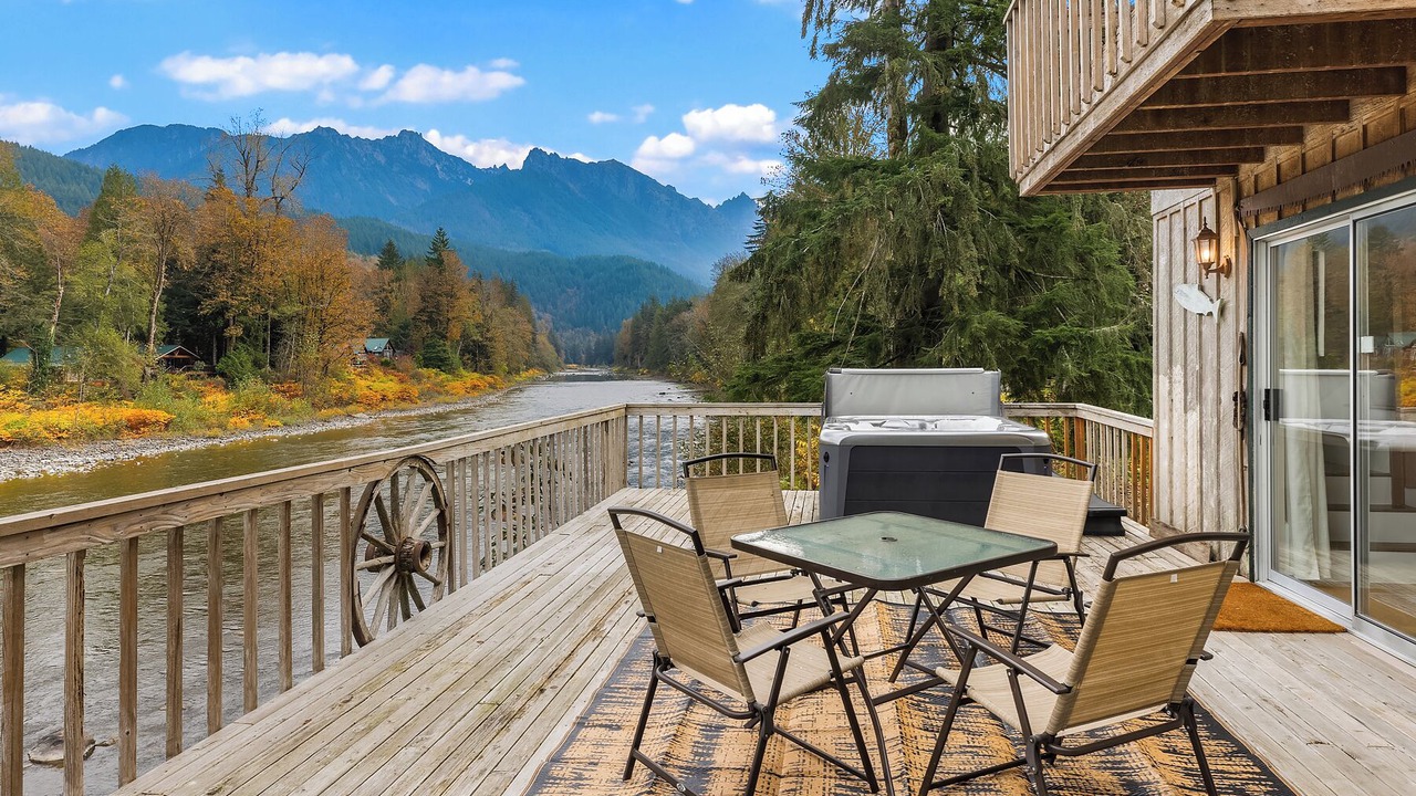 Photo of Outdoor in Gold Bar